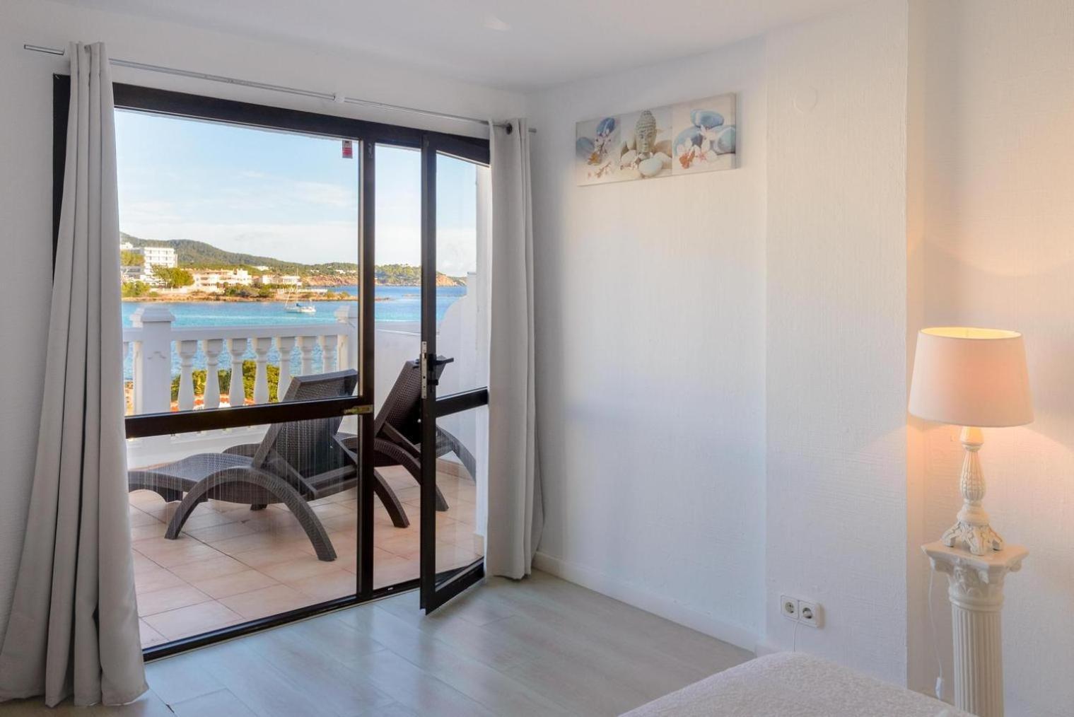 Jacaranda Apartments & Studios Es Canar (Ibiza) Quarto foto